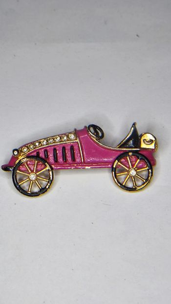 Broche voiture vintage