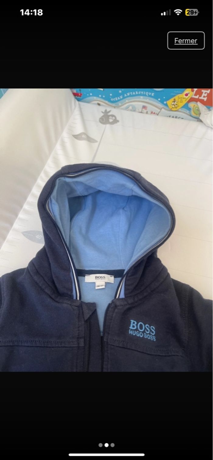Veste a capuche hugo boss baby. 3 mois - photo numéro 2