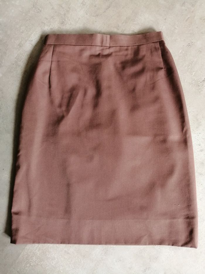 Jupe droite marron Taille 34/36 Faite par une couturière.