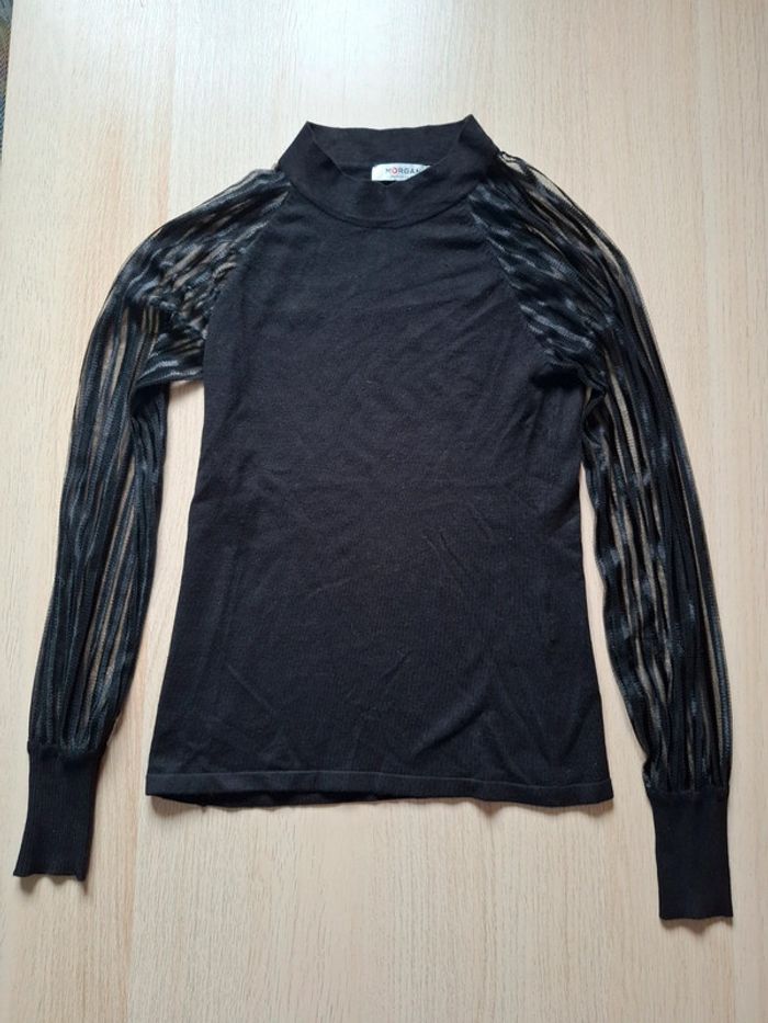 Pull noir