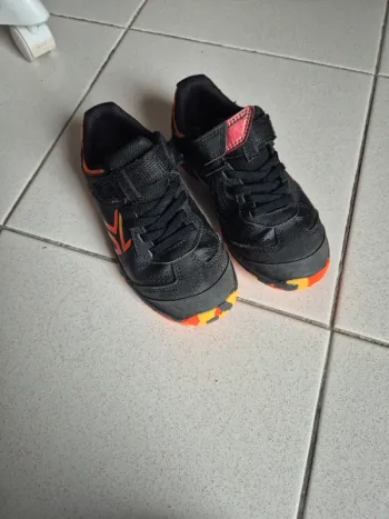 Basket decathlon taille 30