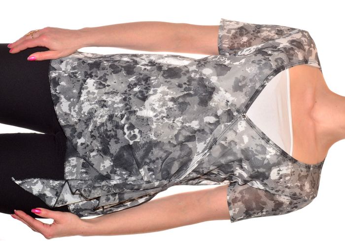 tshirt fin col v gris blanc tacheté transparent taille M