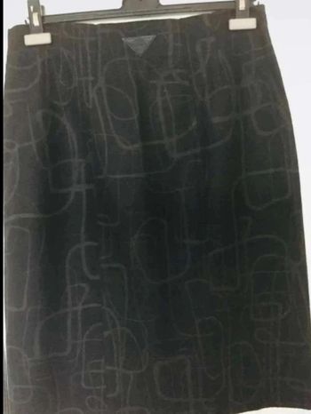 Jupe  noire  à  motifs Taille  44