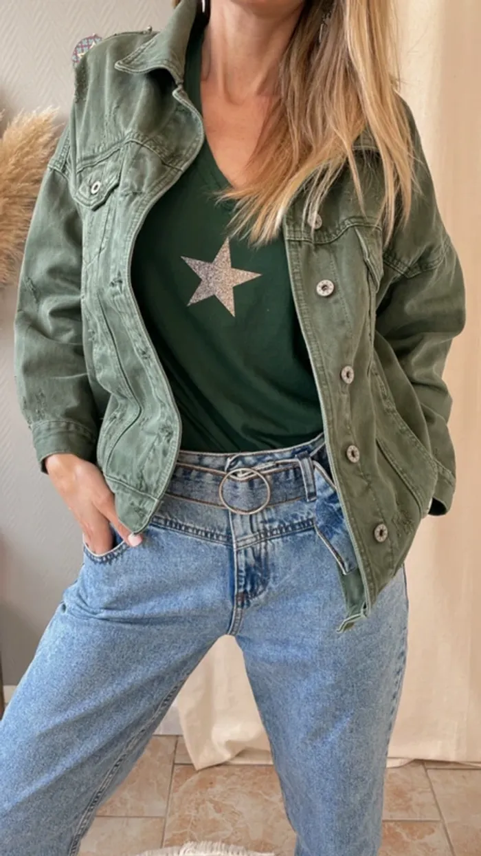 Tee-shirt vert coton manches longues avec étoile pailletée taille unique - photo numéro 2
