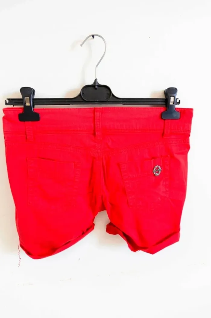 C47 short rouge Killah W28 - photo numéro 2