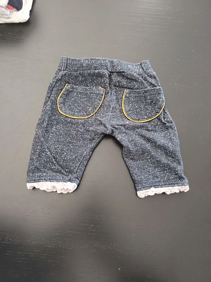 Pantalon 3 mois - photo numéro 3