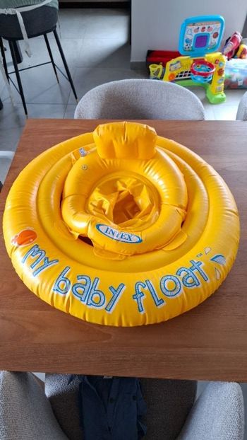 Bouée pour bébé _ intex