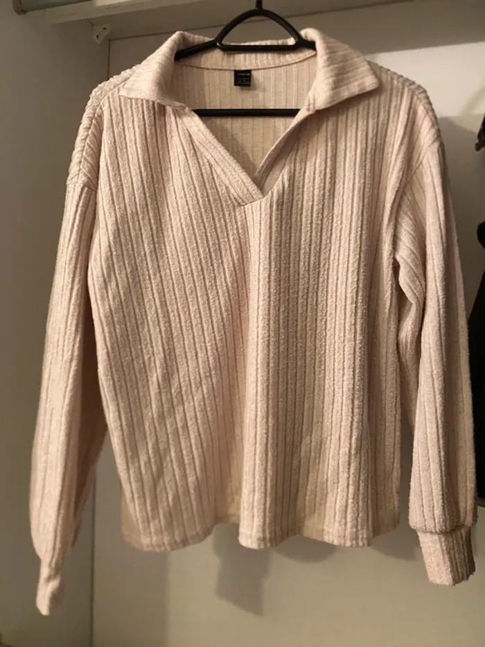 Pull à col beige XS- shein