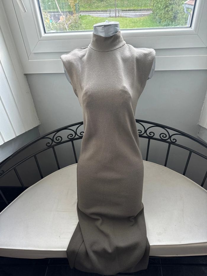 Robe longue - photo numéro 2