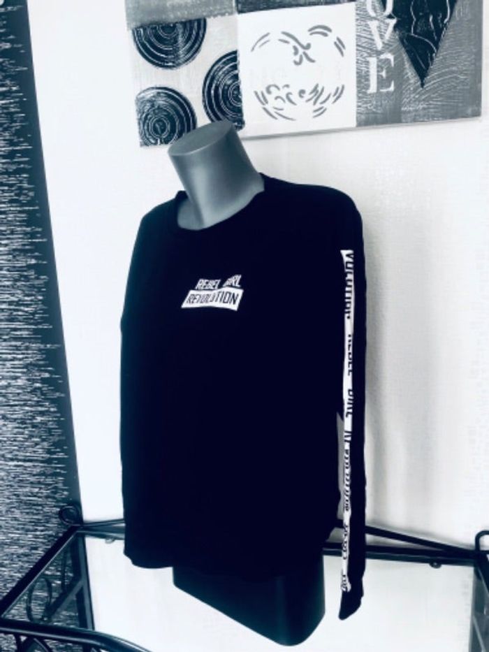 Sweat femme taille 44 excellent état
