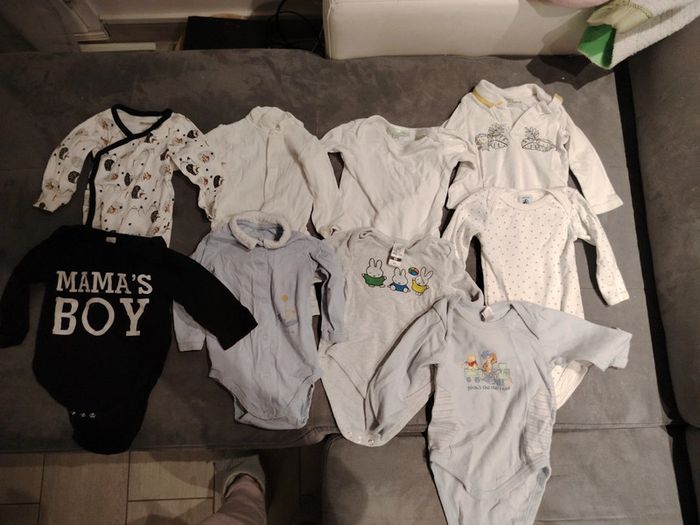 Lot de 9 body