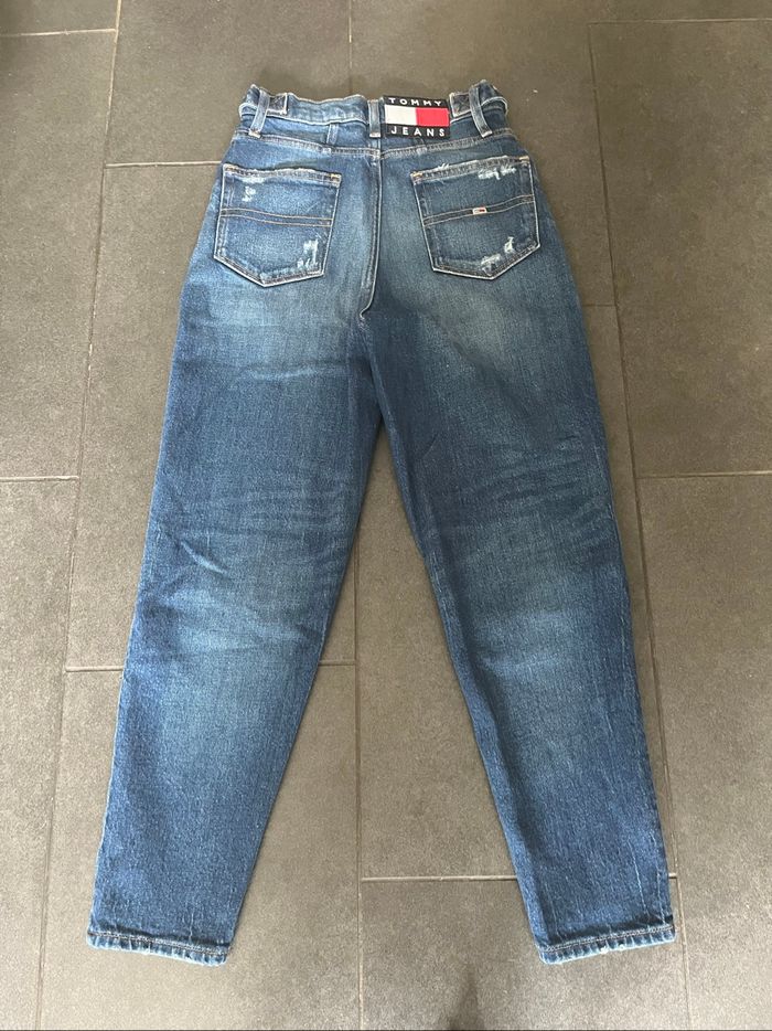 Jean mom tommy