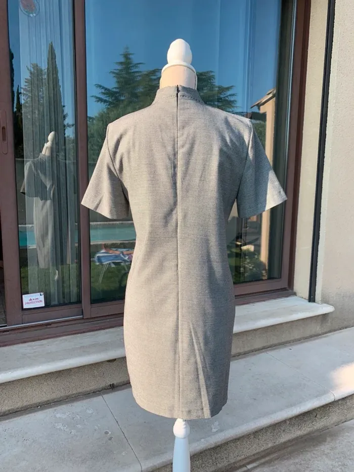 Robe pied de poule Zara taille 36 - photo numéro 4