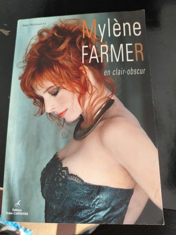 Mylène Farmer En clair-obscur