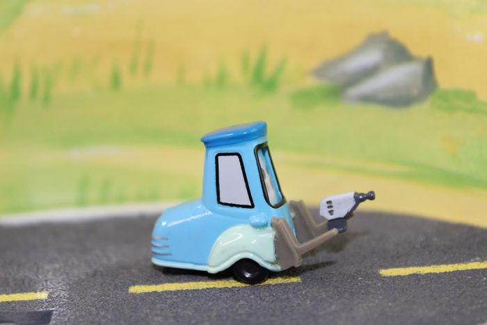 Disney Pixar cars Guido - photo numéro 6
