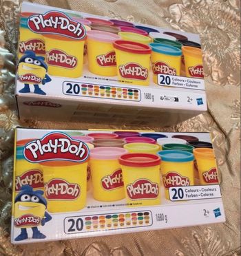 2 gros pack de pâte à modeler Play doh 