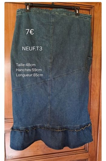 Jupe longue en jean NEUVE pour maternité taille 3