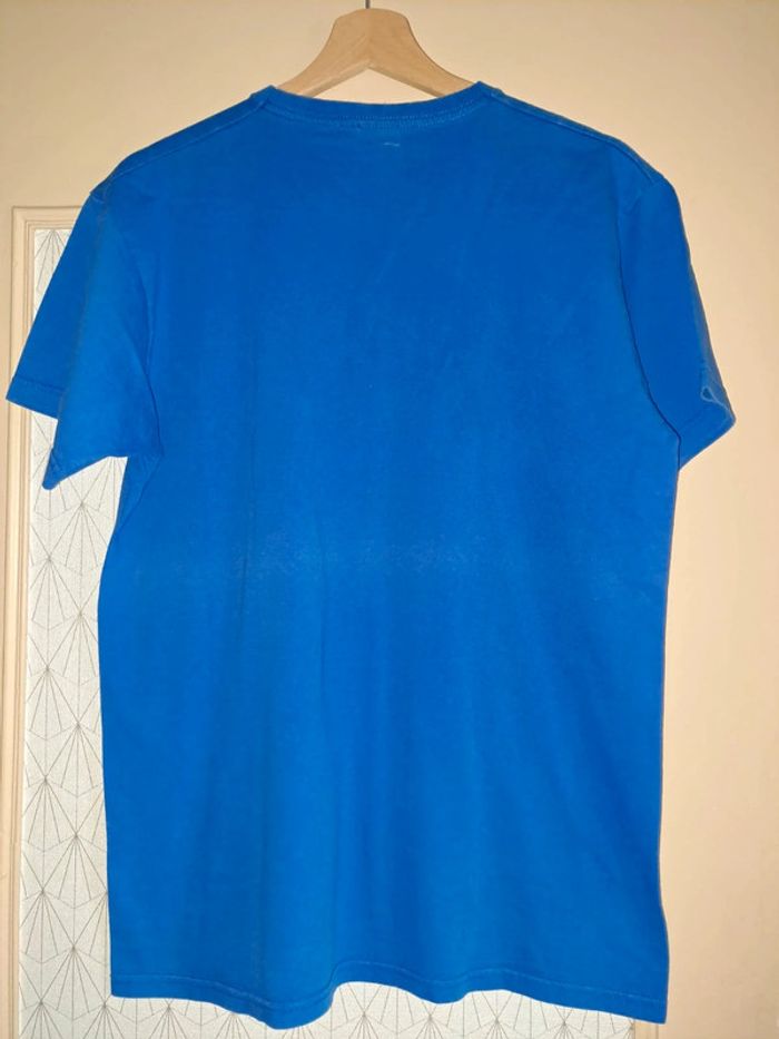 Lot de 3 T-shirts homme L avec petits défauts voir photos et légère décoloration de pliage - photo numéro 4