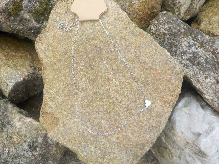 Collier fine chainette argentée avec coeur "Fashion Jewelry"