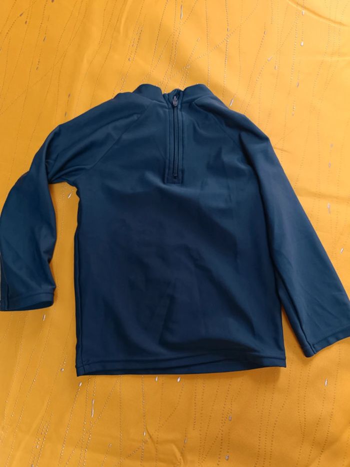 Tee shirt de bain Simba le roi lion 24 mois - photo numéro 5