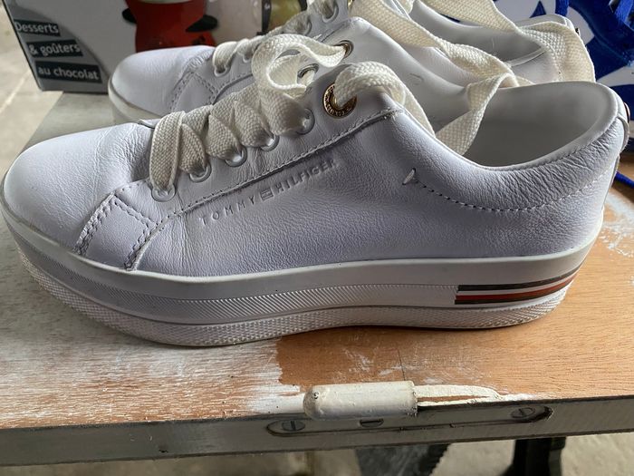 Baskets pointure 36 tommy hilfiger - photo numéro 3