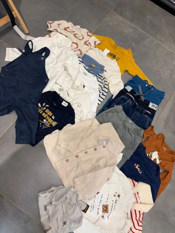 Lot de vêtements 9mois