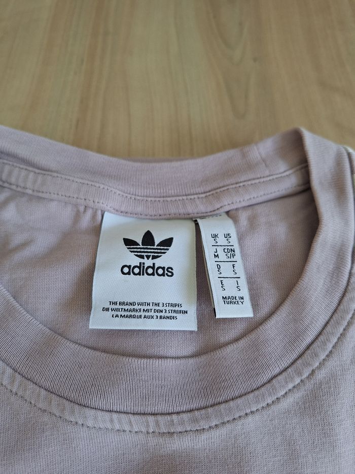 T-shirt taille S marque Adidas - photo numéro 4