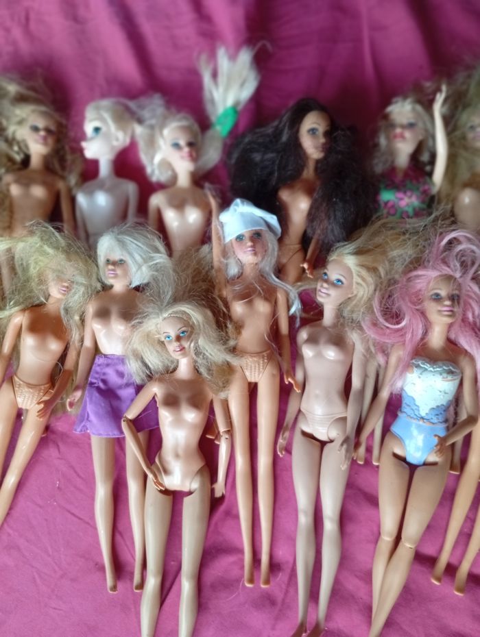Gros lot de barbie - photo numéro 3