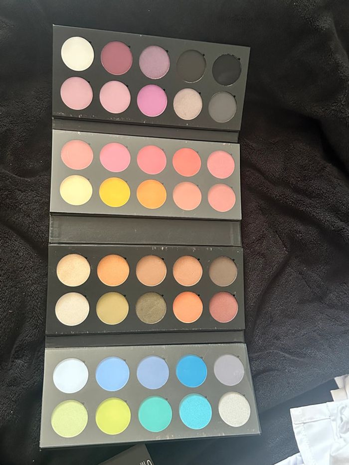 SLA palette 40 fards à paupières - photo numéro 4