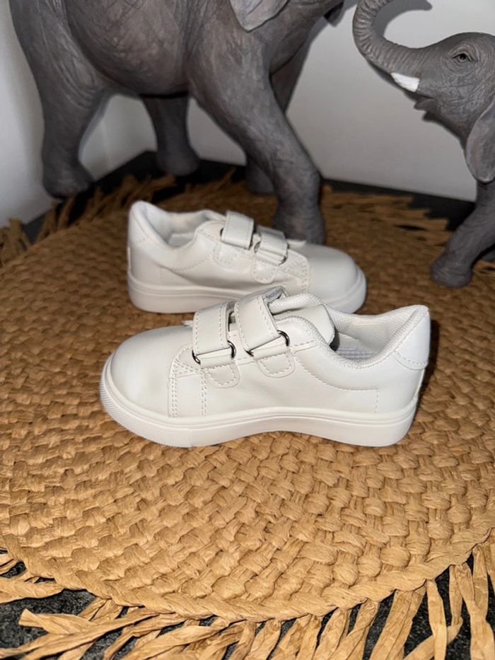 Baskets neuves stitch Disney 24 - photo numéro 2