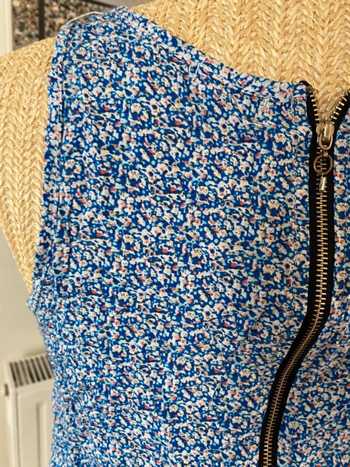 Débardeur à fleurs - photo numéro 3