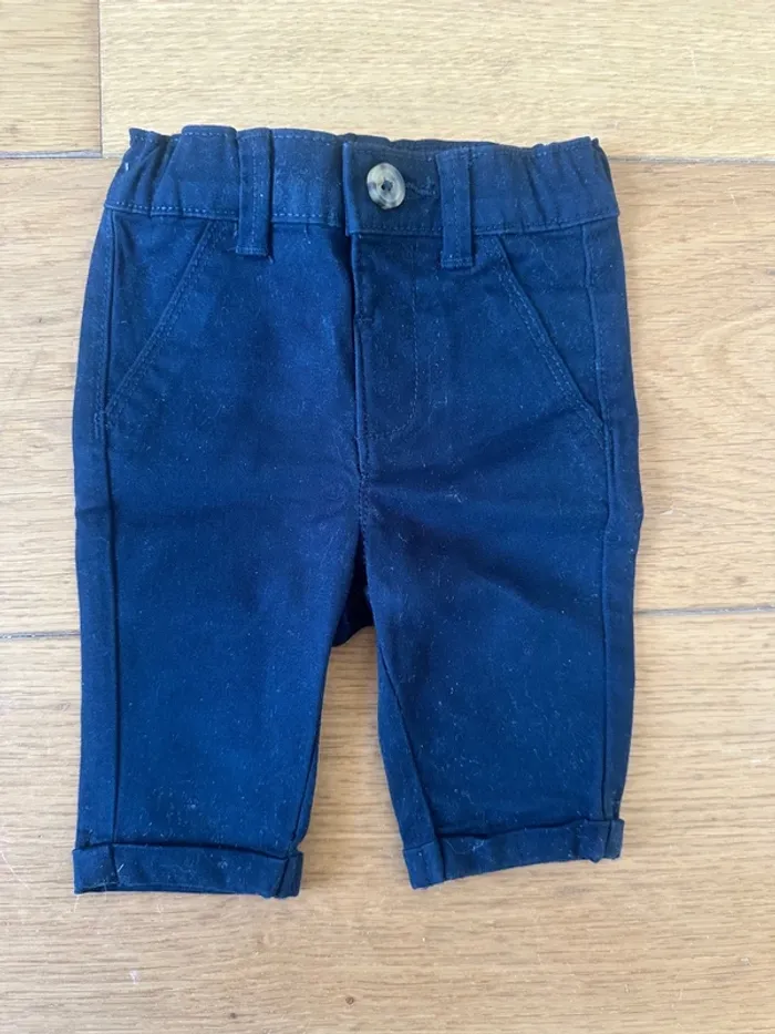 Ensemble bébé garçon 1 mois – Chemise bleue + pantalon – Élégant & parfait état - photo numéro 4