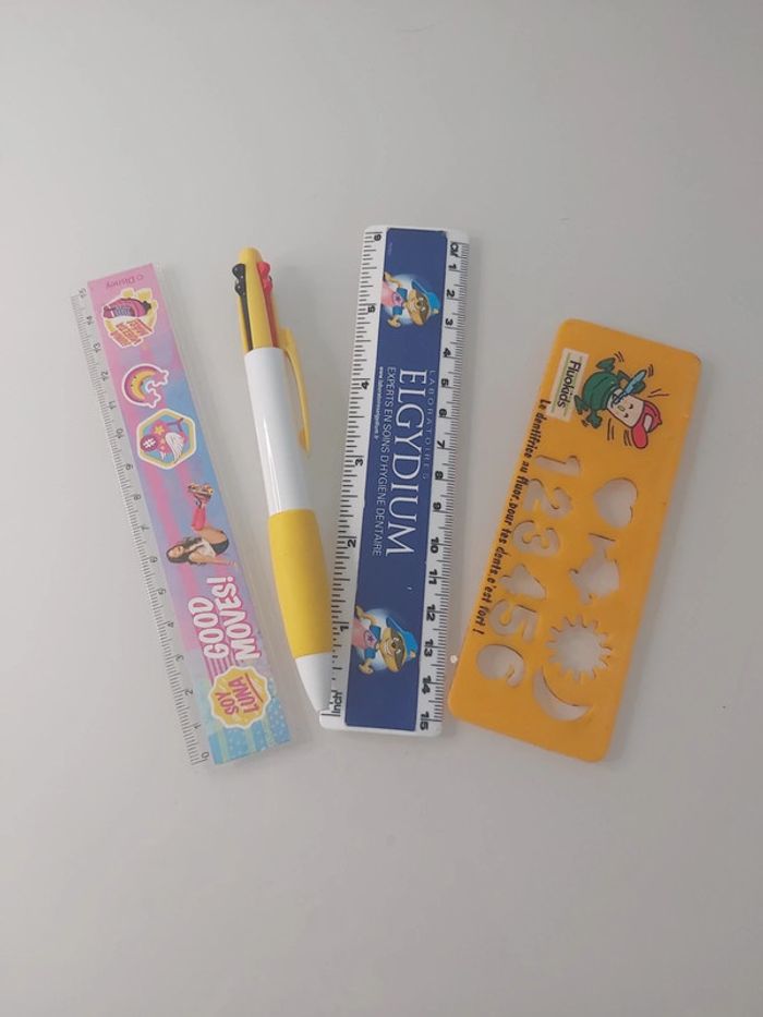 Lot fournitures scolaires