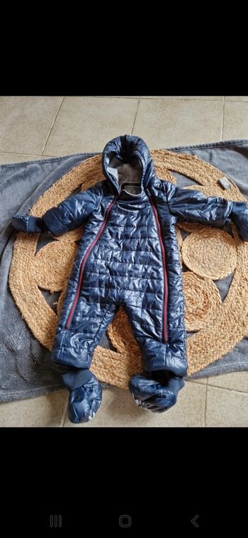 Combi pilote ikks 6 mois