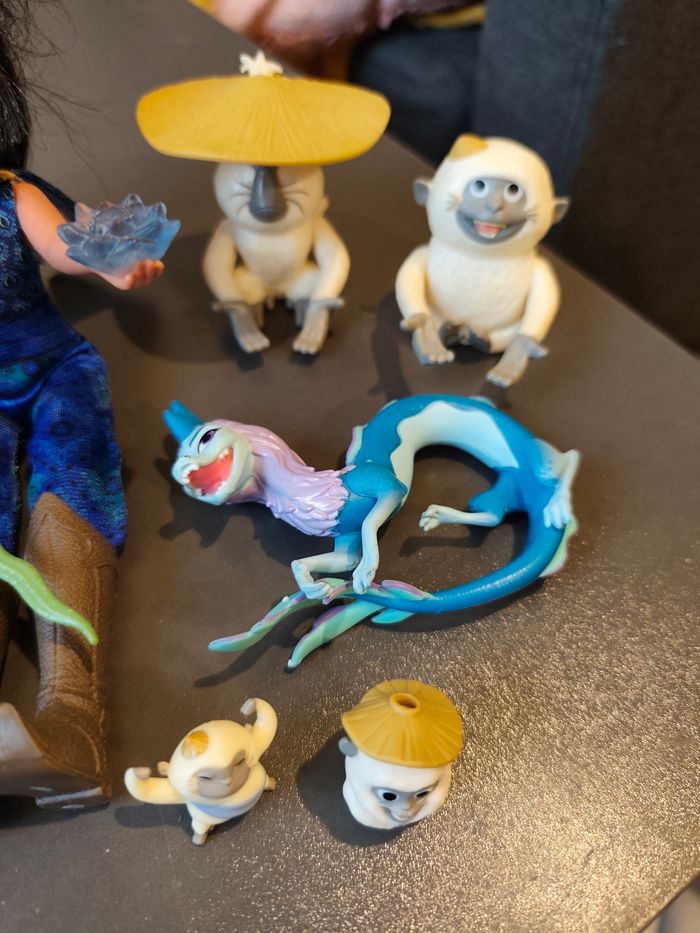 Lot jouet Disney - photo numéro 3