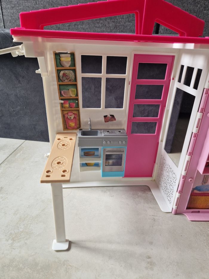 Maison de Barbie à emporter - photo numéro 6