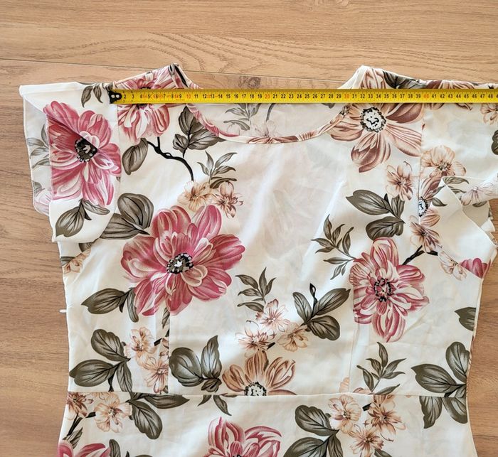 Robe de cérémonie ou de cocktail à fleurs rose écru La Redoute Taille XL ou 40/42 - photo numéro 10