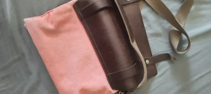 Sac main, besace, bandoulière