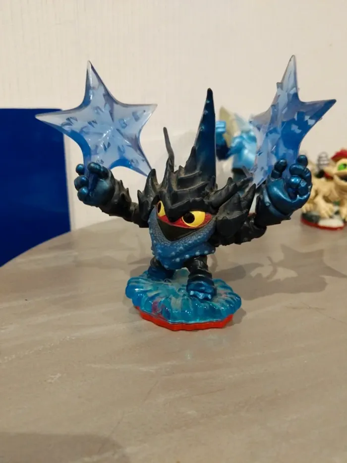 Skylanders Trap Team – Lob-Star – 10€