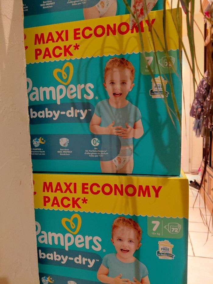 3 paquets pampers taille 7 babydry