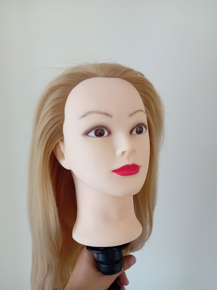 Tête à coiffer