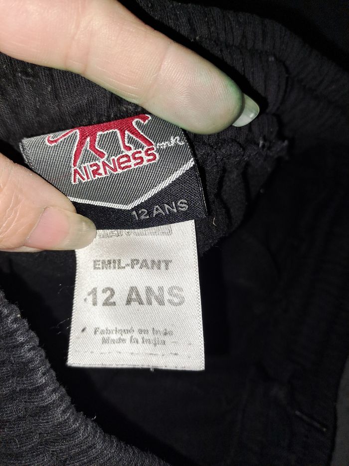 2 pantalons tzille 12 ans - photo numéro 6