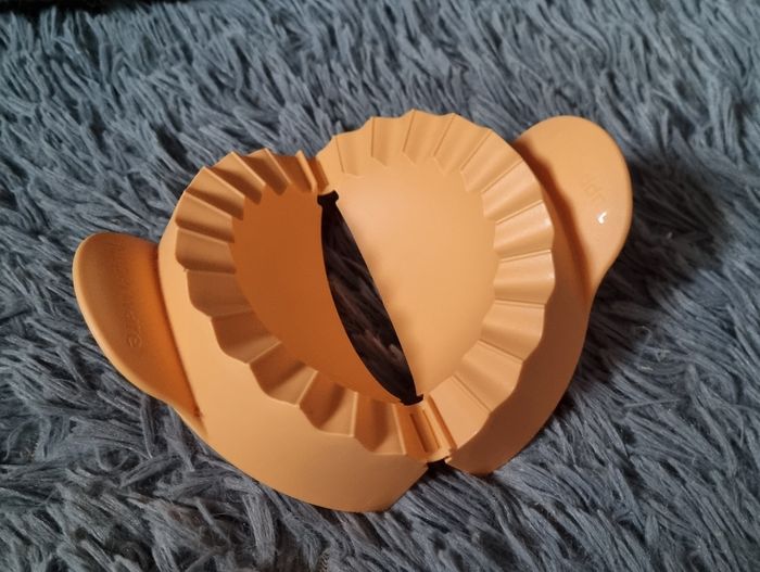 Moule à chausson au pommes