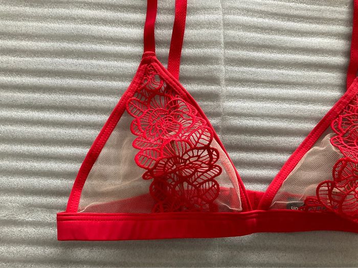 Soutien-gorge rouge Undiz - photo numéro 2