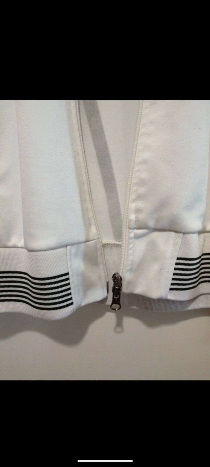 Belle veste EAZ Emporio Armani blanche. Taille M - photo numéro 5