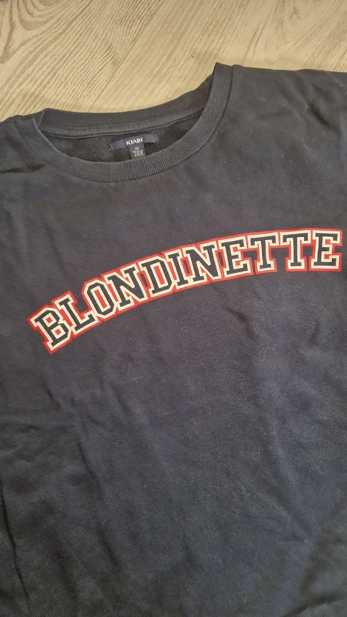 Sweat bleu marine imprimé Blondinette Kiabi 🌻 Taille XL - photo numéro 2
