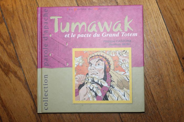 livre " tumawak et le pacte du grand totem"