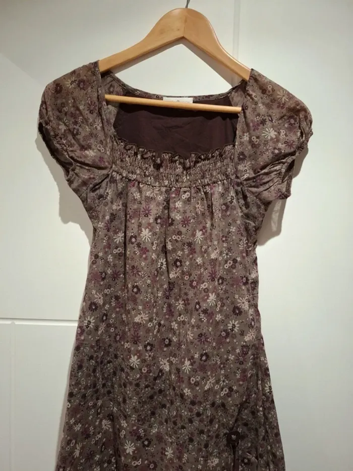 Robe fleurie 36 Très bon état - photo numéro 2