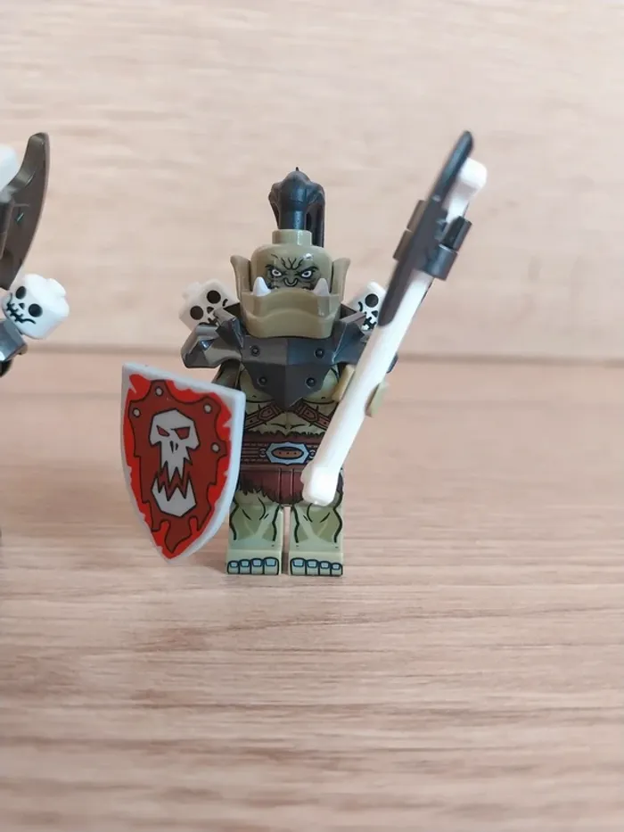 Figurines type lego 2 chefs guerriers orcs Warcraft - photo numéro 3