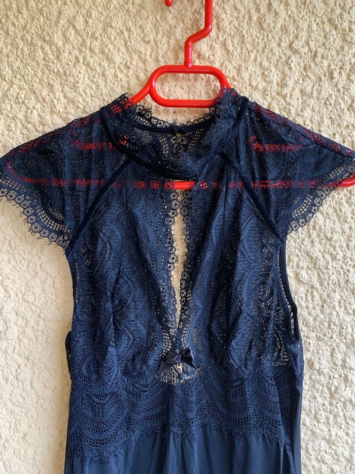 Nuisette noire à dentelles taille 38/40 - photo numéro 7